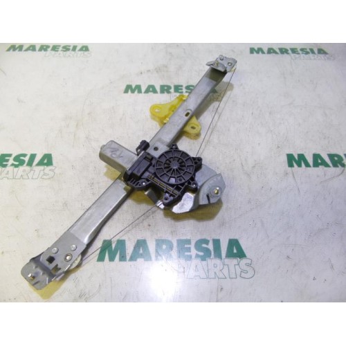 Renault - Clio - Window mechanism 4-door, front right