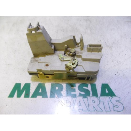 Peugeot - 307 - Rear door lock mechanism 4-door, left