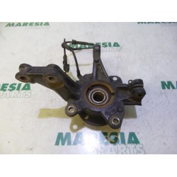 Renault - Clio - Knuckle, front right