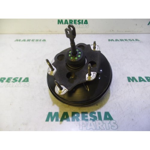 Renault - Clio - Brake servo