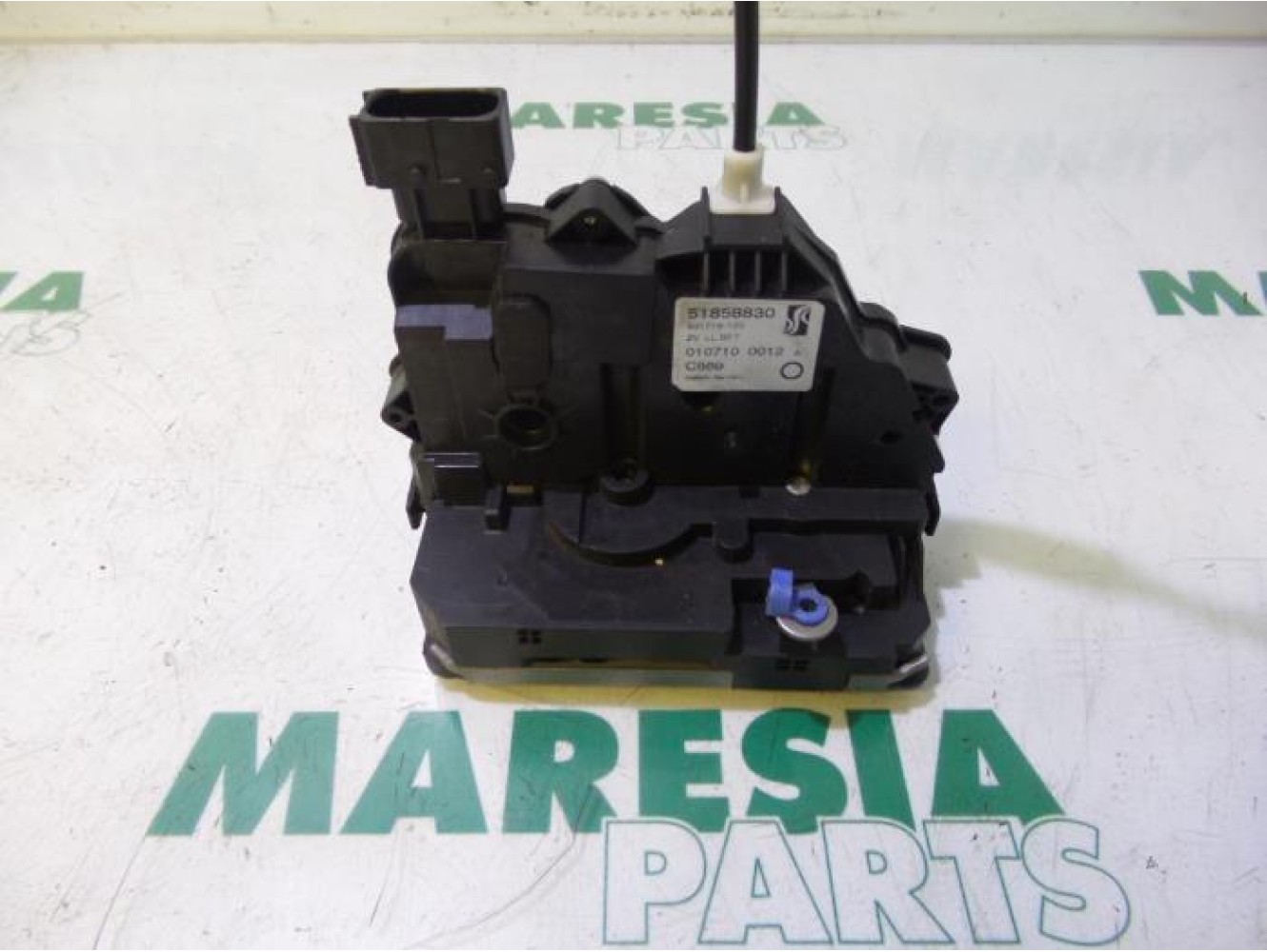 Fiat - Punto - Front door lock mechanism 4-door, right
