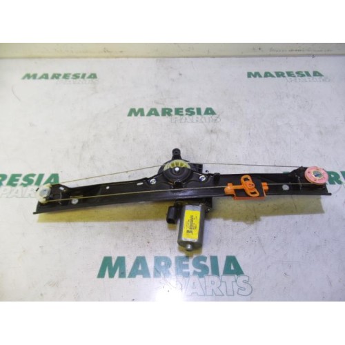 Fiat - Punto - Window mechanism 4-door, front right