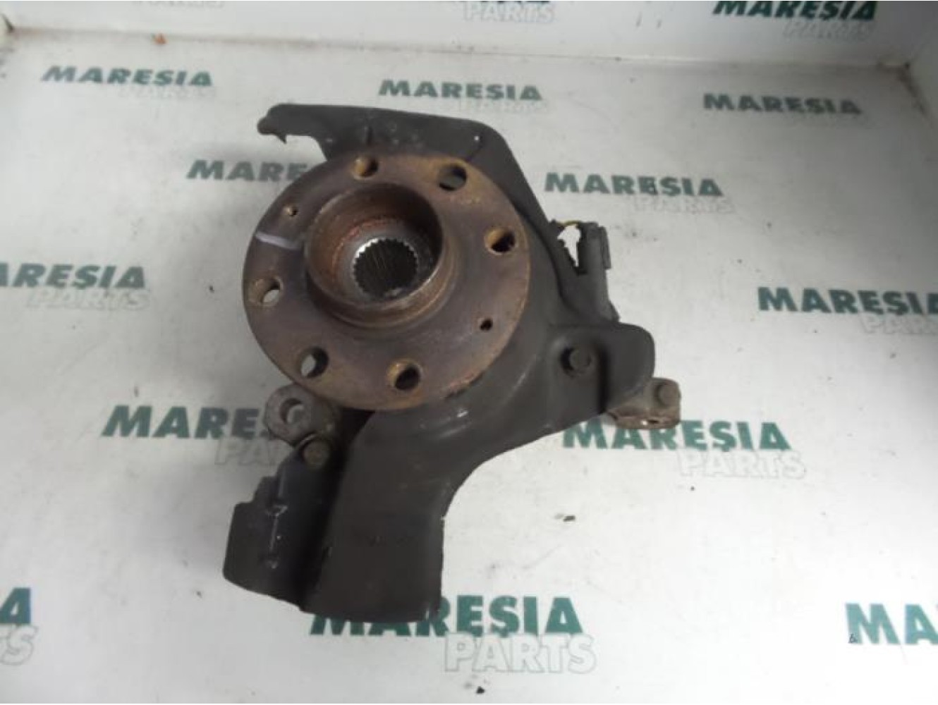 Fiat - Punto - Fusee links-voor