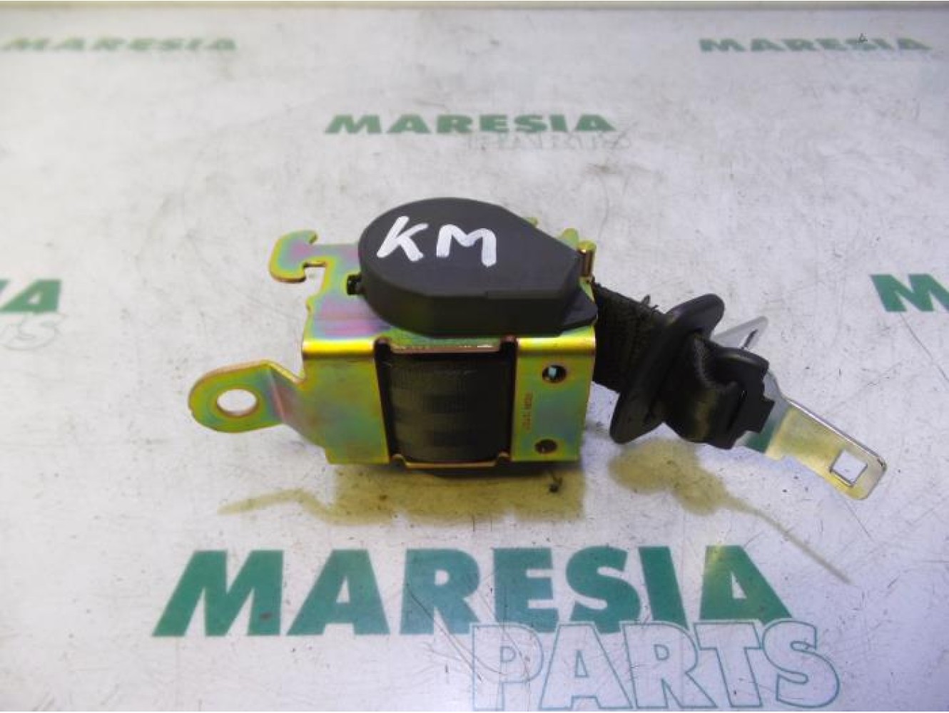 Peugeot - 307 - Rear seatbelt, centre