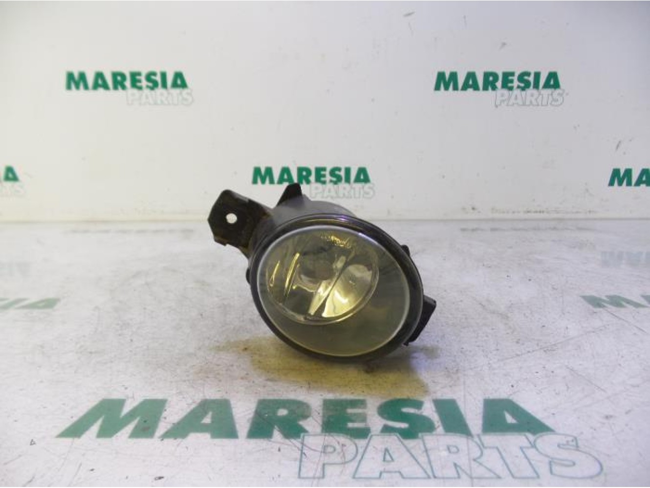 Renault - Clio - Fog light, front right