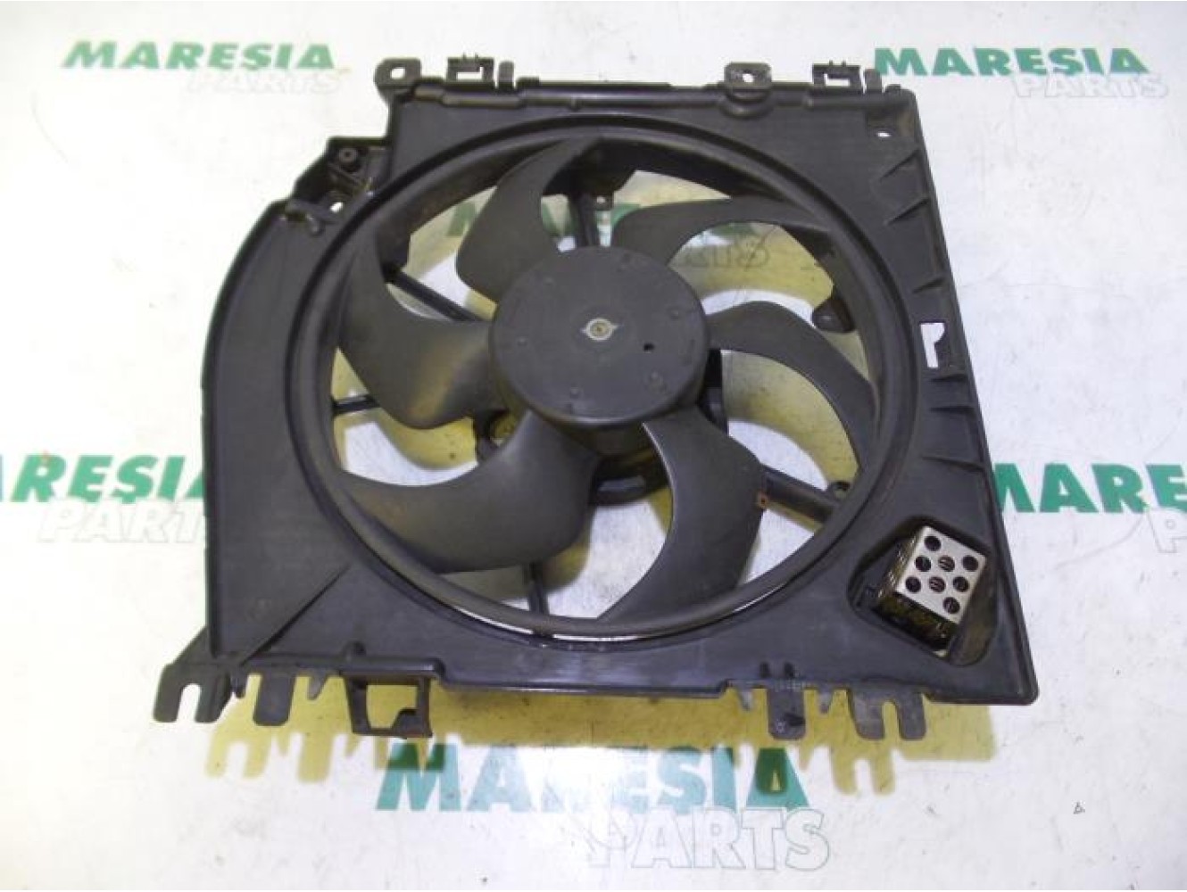 Renault - Clio - Kühlgebläse Motor