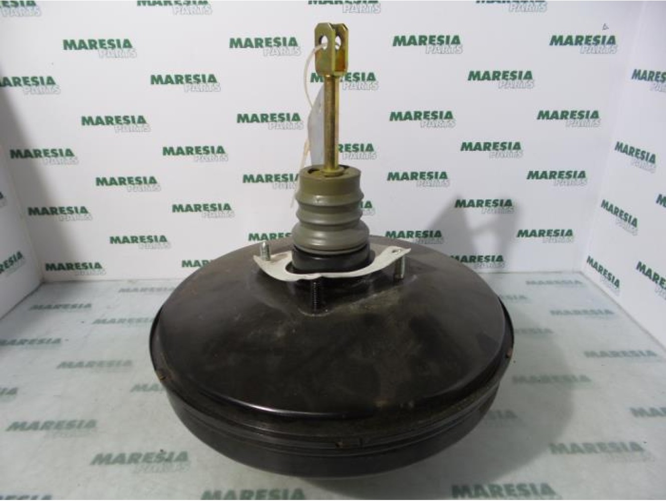 Renault - Clio - Brake servo