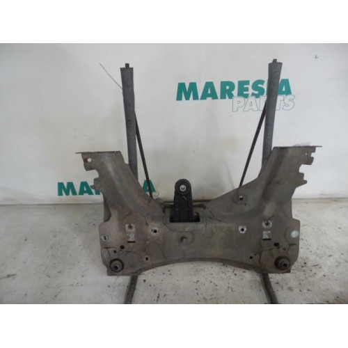 Renault - Clio - Subframe