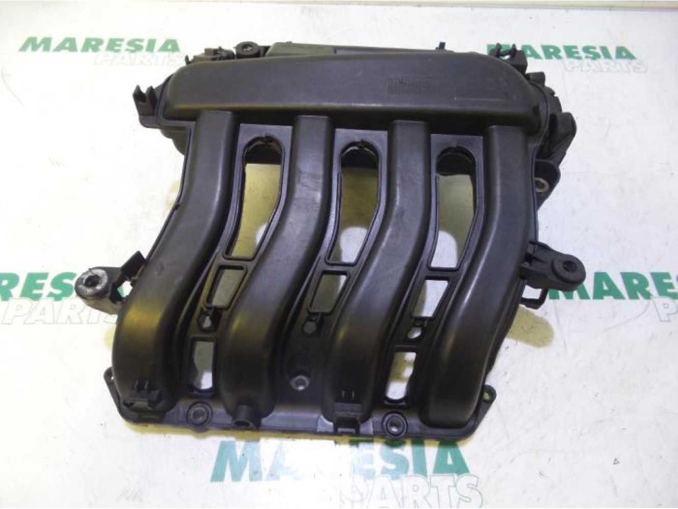 Renault - Megane Scenic - Intake manifold