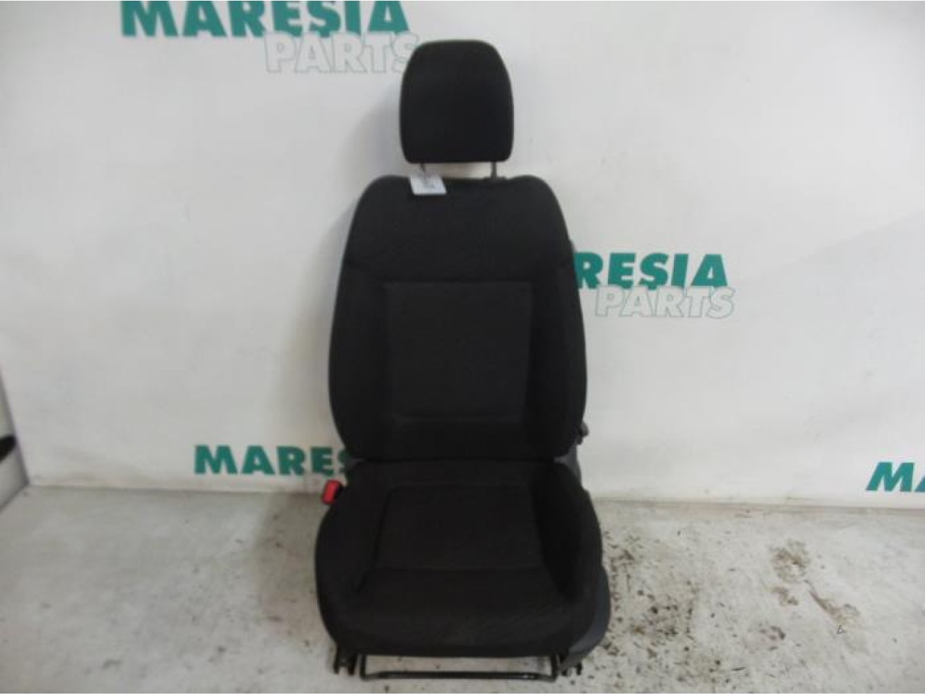 Peugeot - 3008 - Sitz links
