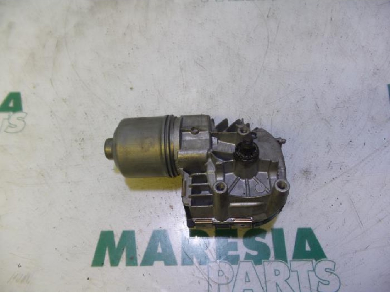 Peugeot - 3008 - Front wiper motor