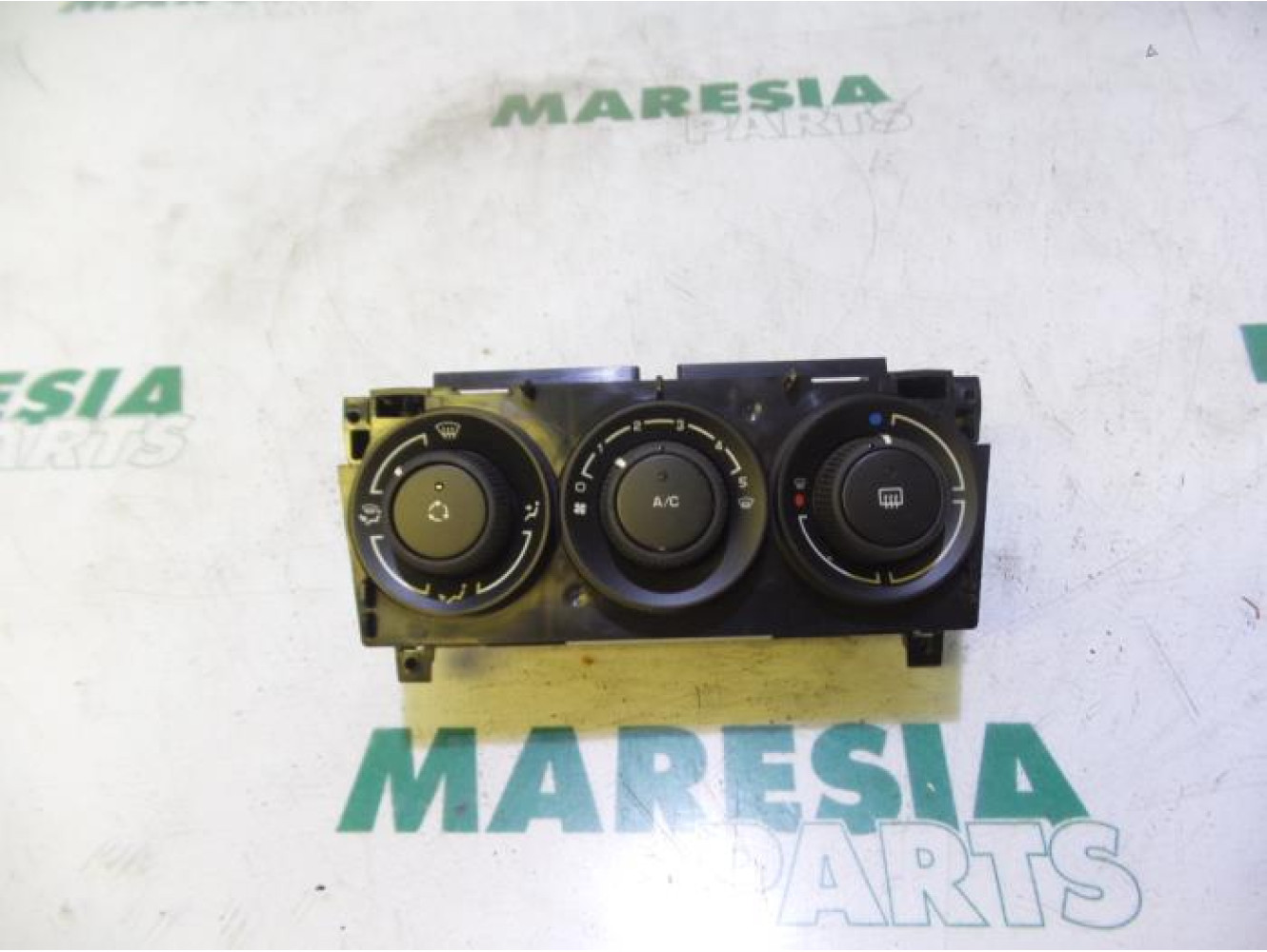 Peugeot - 3008 - Heater control panel