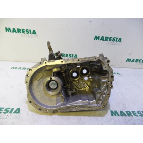 Renault - Clio - Gearbox casing