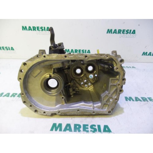 Renault - Megane - Gearbox casing