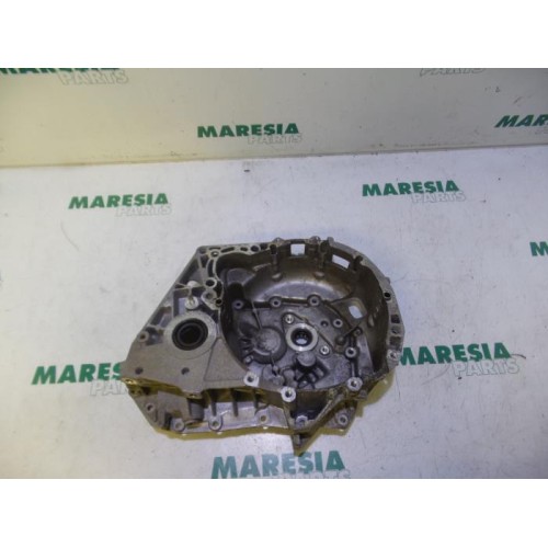 Renault - Megane - Gearbox casing