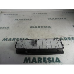 Renault - Laguna - Multi-functional window switch