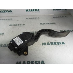 Renault - Laguna - Throttle pedal position sensor