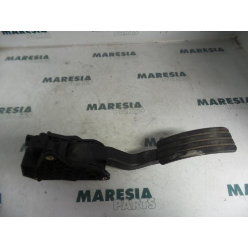 Renault - Laguna - Gaspedalposition Sensor