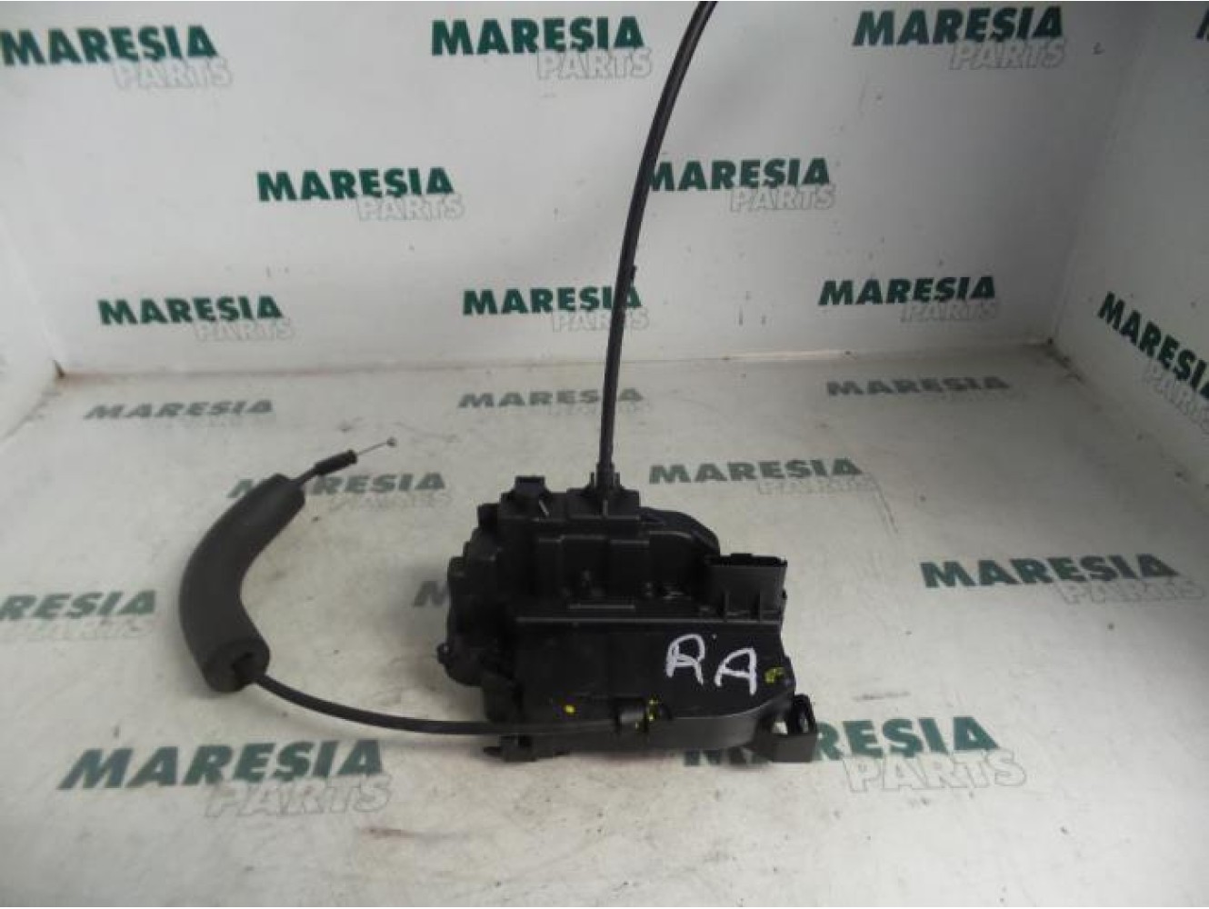 Renault - Laguna - Rear door mechanism 4-door, right