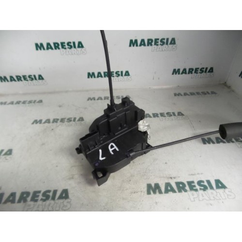 Renault - Laguna - Rear door lock mechanism 4-door, left