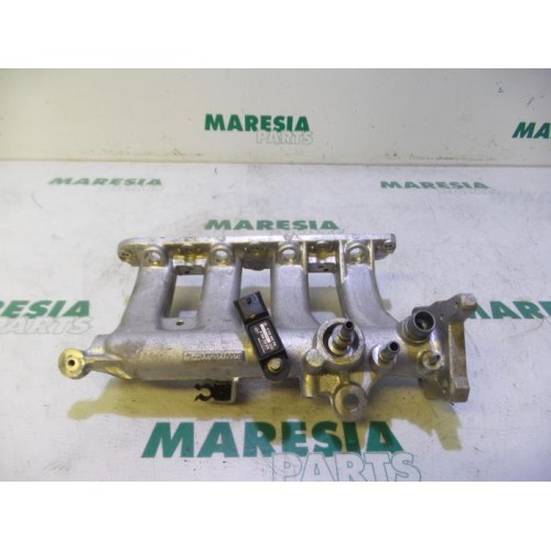Renault - Clio - Intake manifold