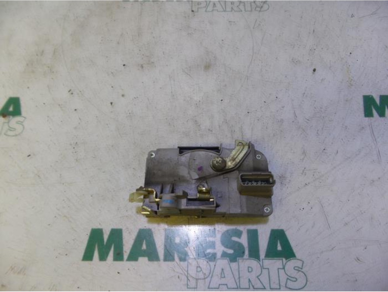 Citroen - C5 - Front door lock mechanism 4-door, right
