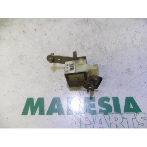 Renault - Laguna - Headlight motor