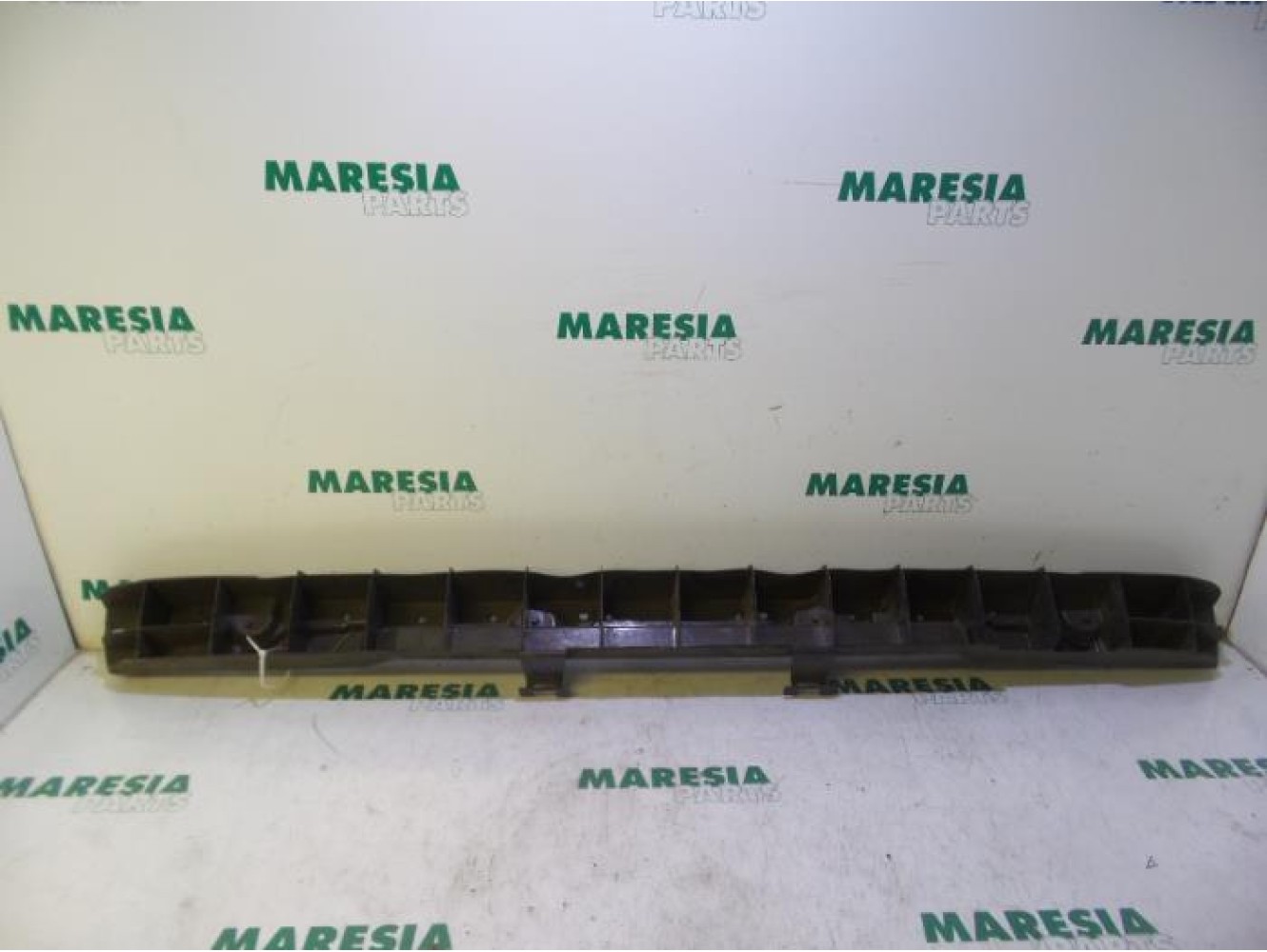 Peugeot - Partner - Rear bumper frame