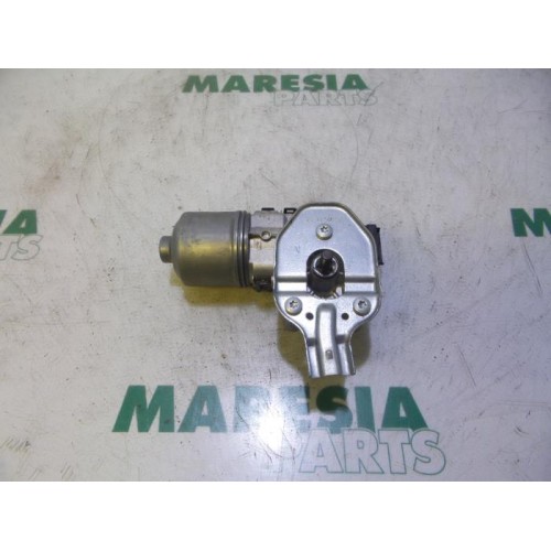 Peugeot - 207 - Front wiper motor