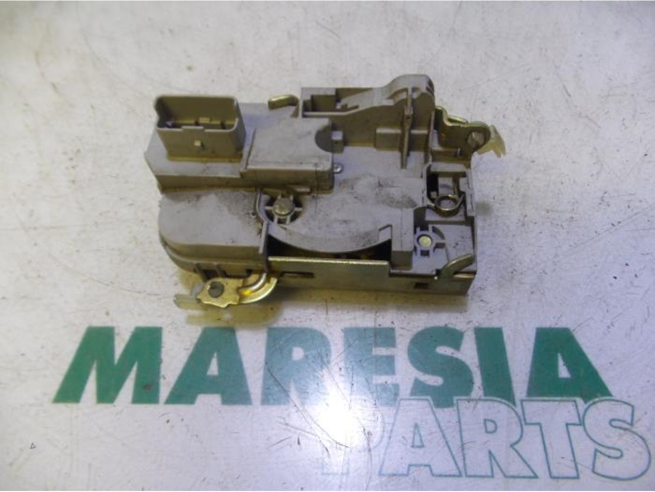 Citroen - C5 - Front door lock mechanism 4-door, right