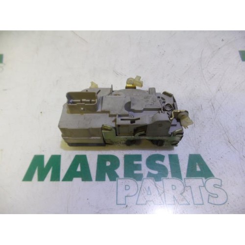 Citroen - C5 - Door lock mechanism 4-door, front left