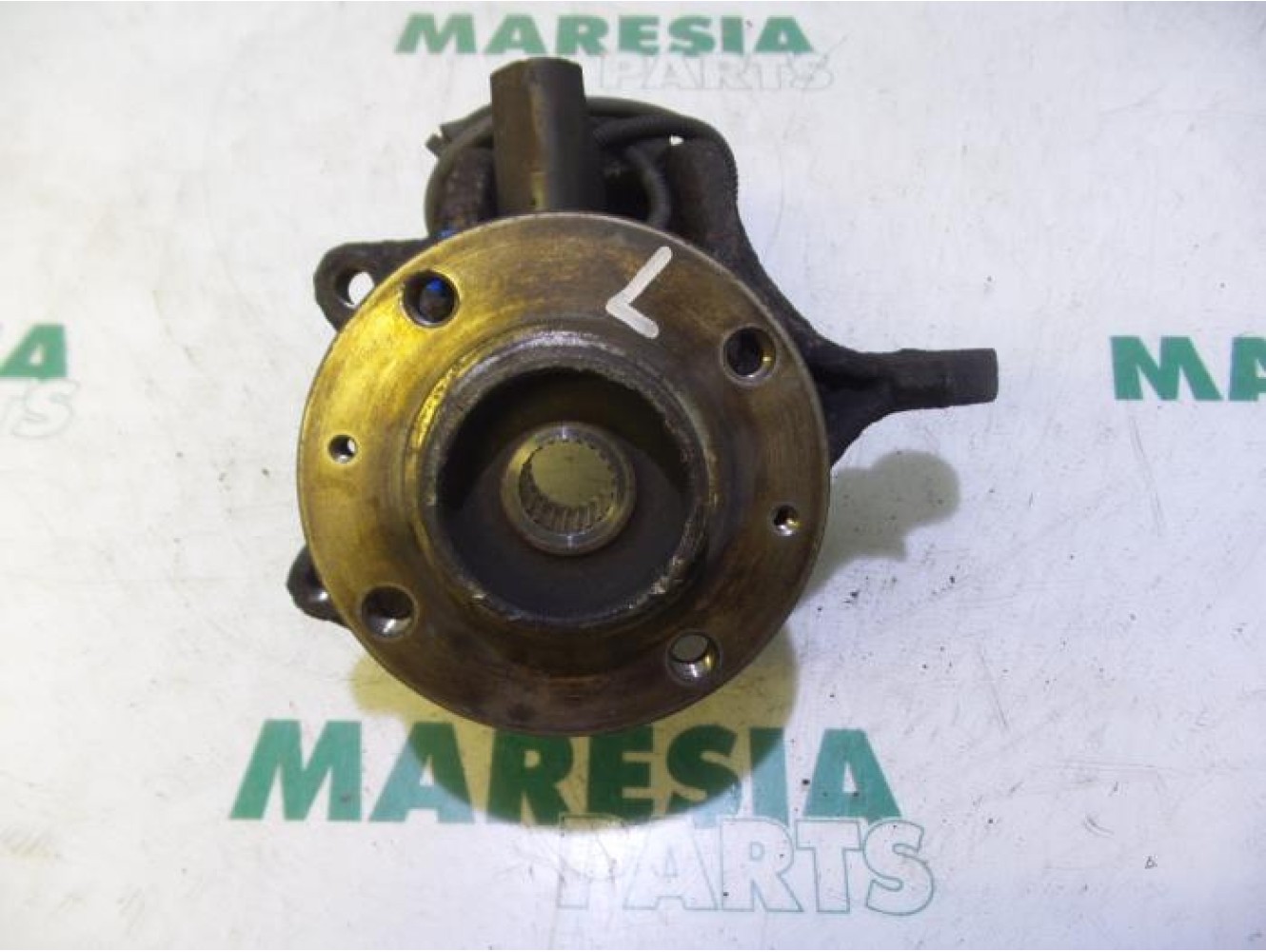 Peugeot - 207 - Achsschenkel links vorne