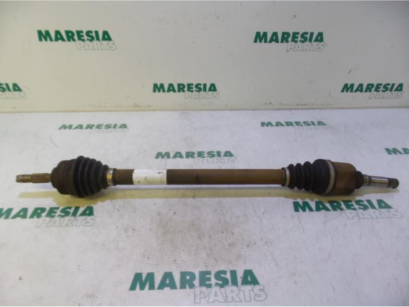 Peugeot - 207 - Front drive shaft, right