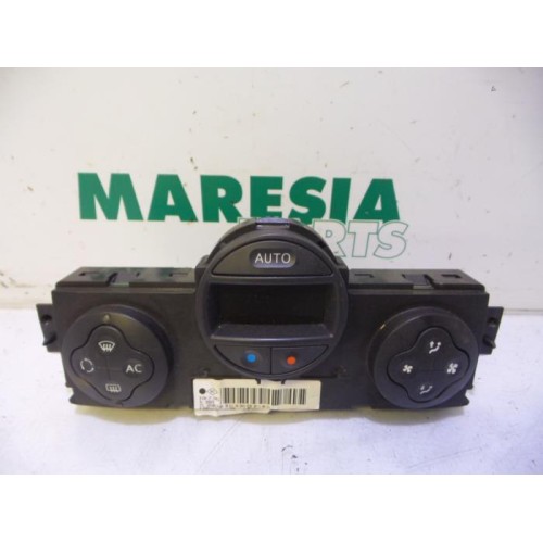 Renault - Megane - Panneau de commandes chauffage