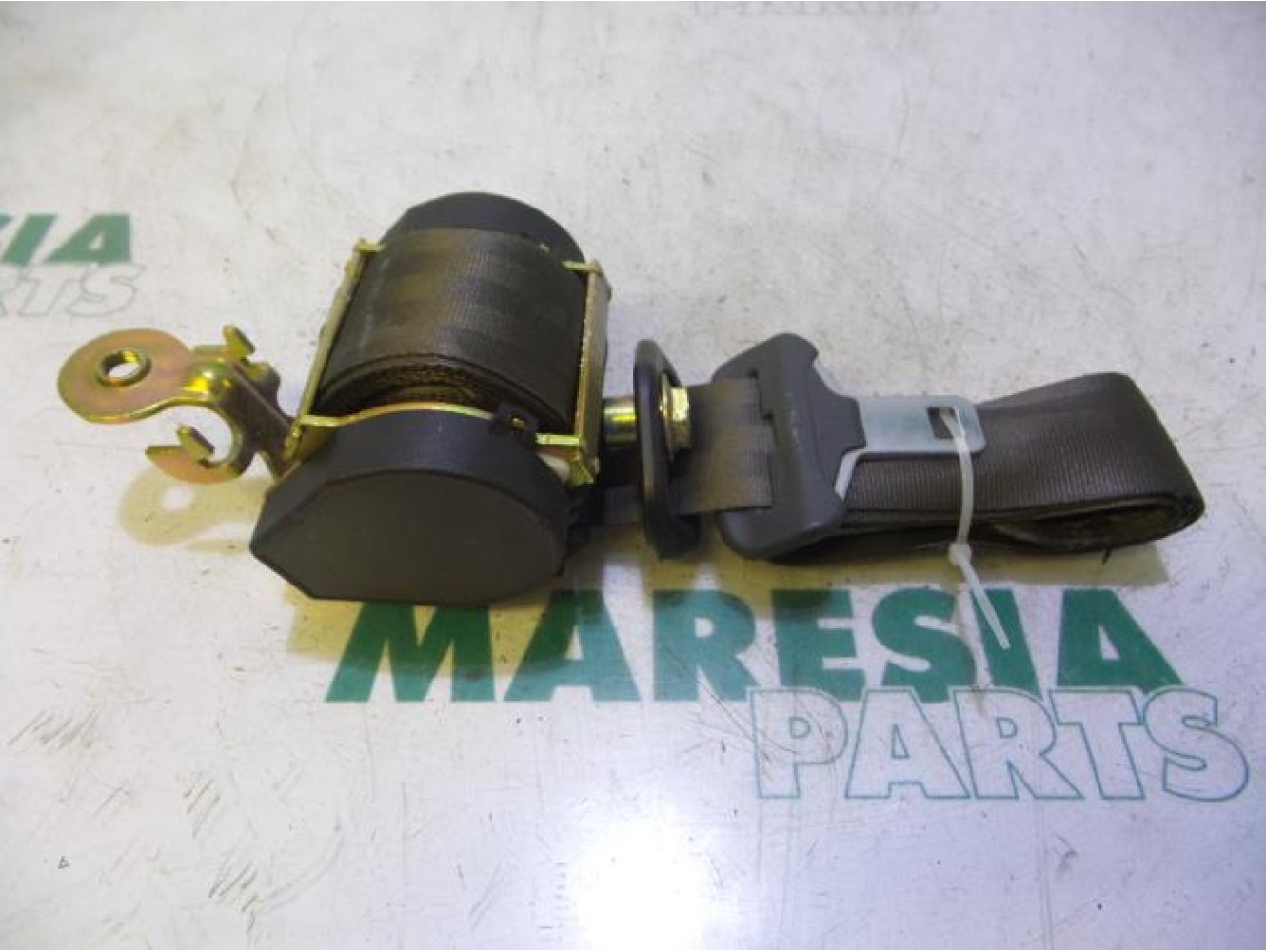 Renault - Megane - Front seatbelt, right