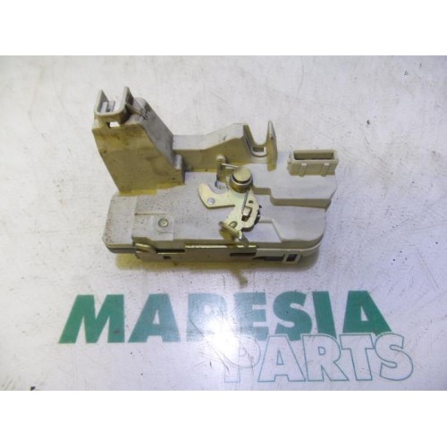 Peugeot - 307 - Rear door lock mechanism 4-door, left