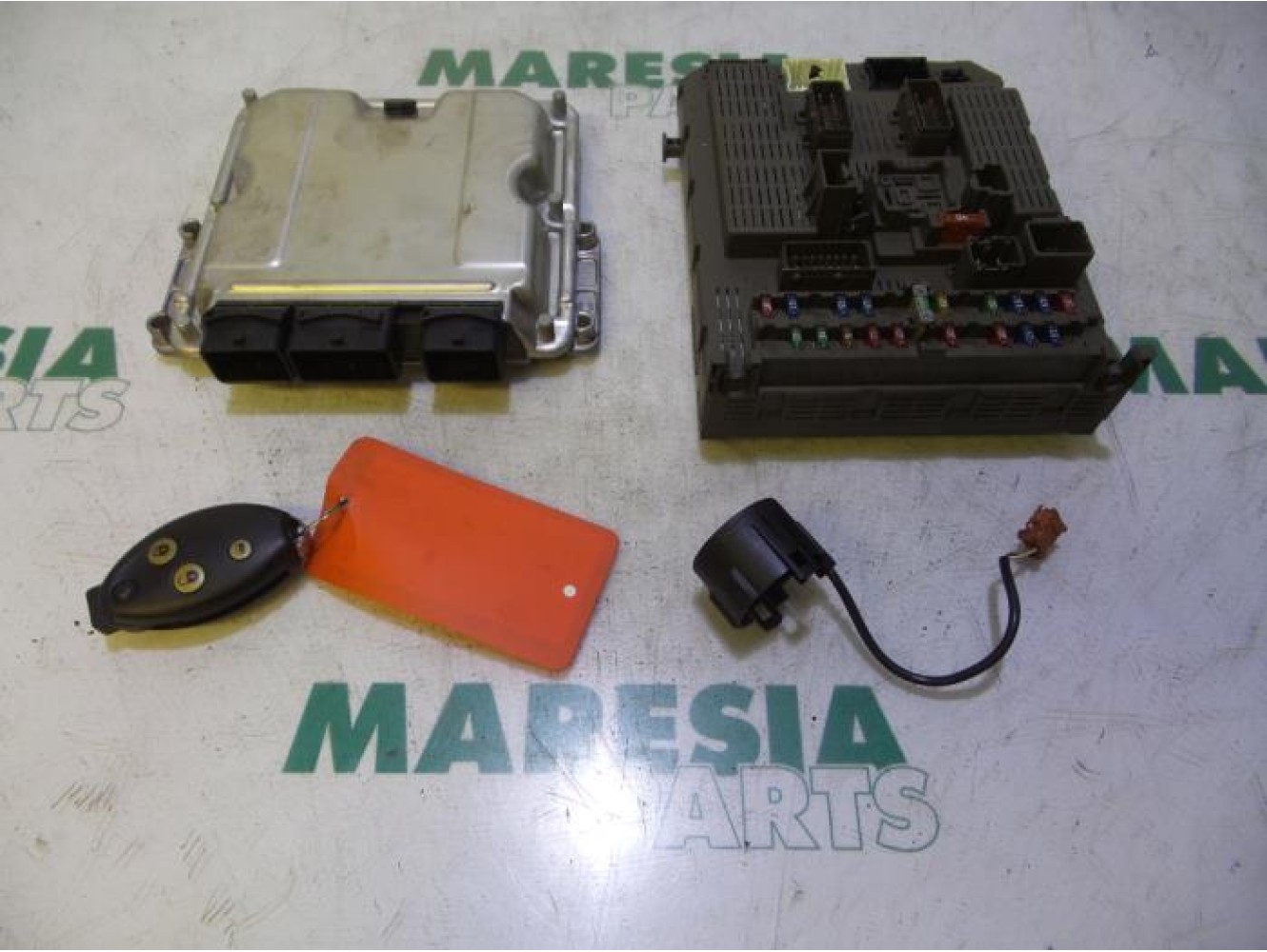 Citroen - C5 - Engine management computer