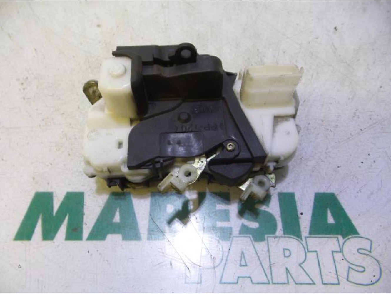 Citroen - C5 - Door lock mechanism 4-door, front left