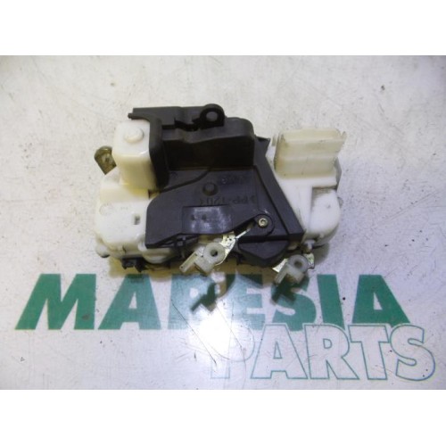 Citroen - C5 - Door lock mechanism 4-door, front left