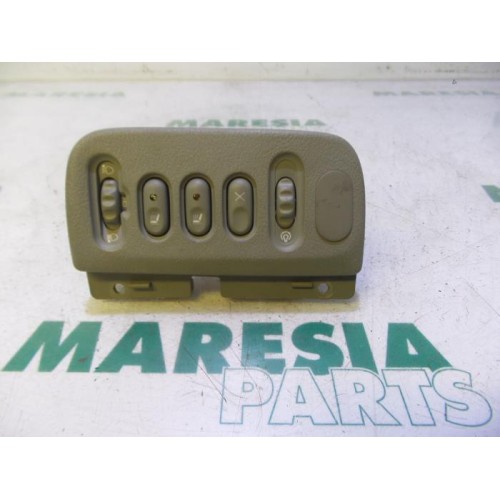 Renault - Megane Scenic - Switch