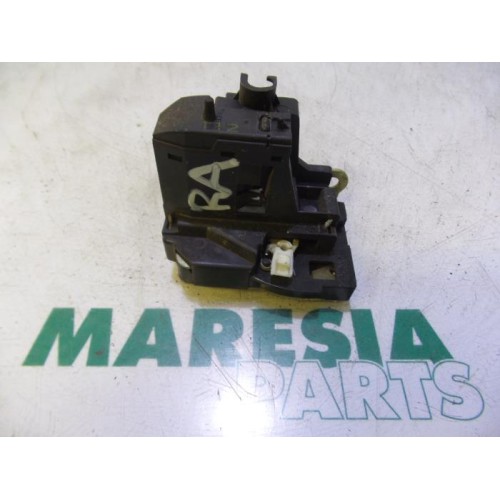 Renault - Megane Scenic - Rear door mechanism 4-door, right