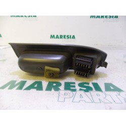 Renault - Megane Scenic - Multi-functional window switch