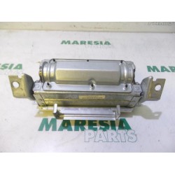 Renault - Clio - Right airbag (dashboard)