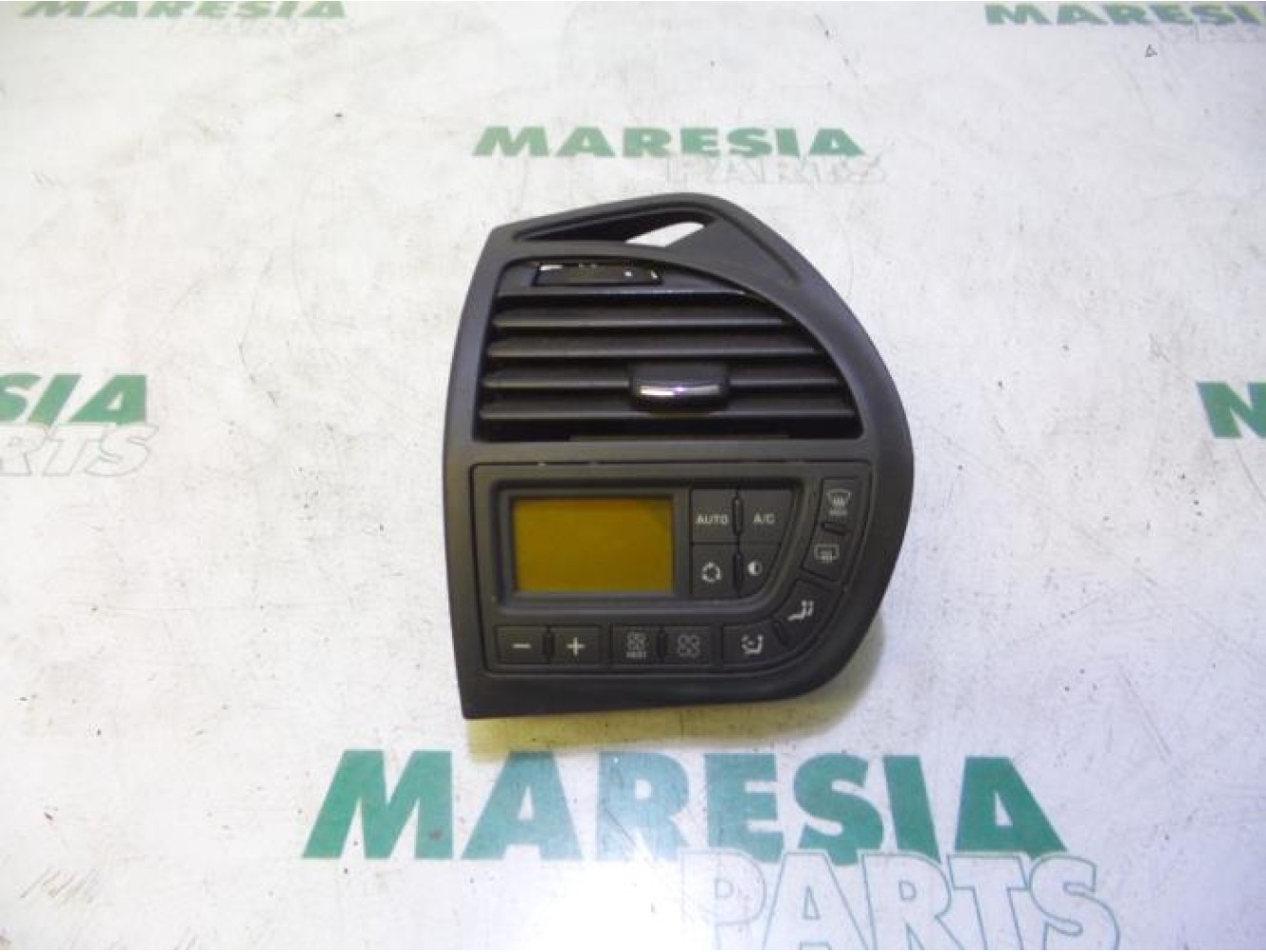 Citroen - C4 Picasso - Heater control panel