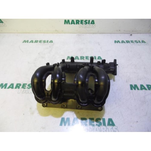 Renault - Twingo - Intake manifold