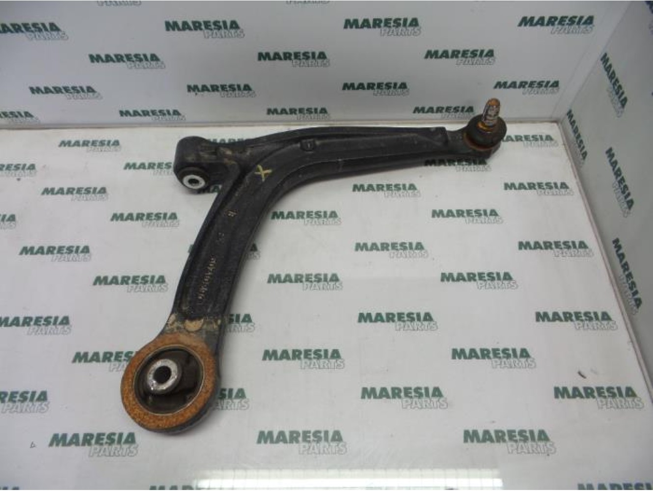 Fiat - 500 - Bras de suspension bas avant droit