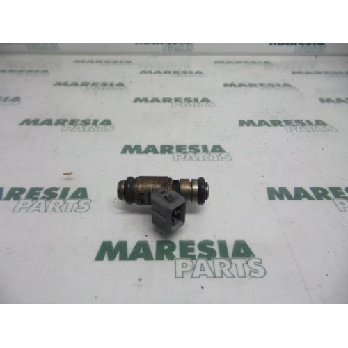 Renault - Megane Scenic - Injector (petrol injection)