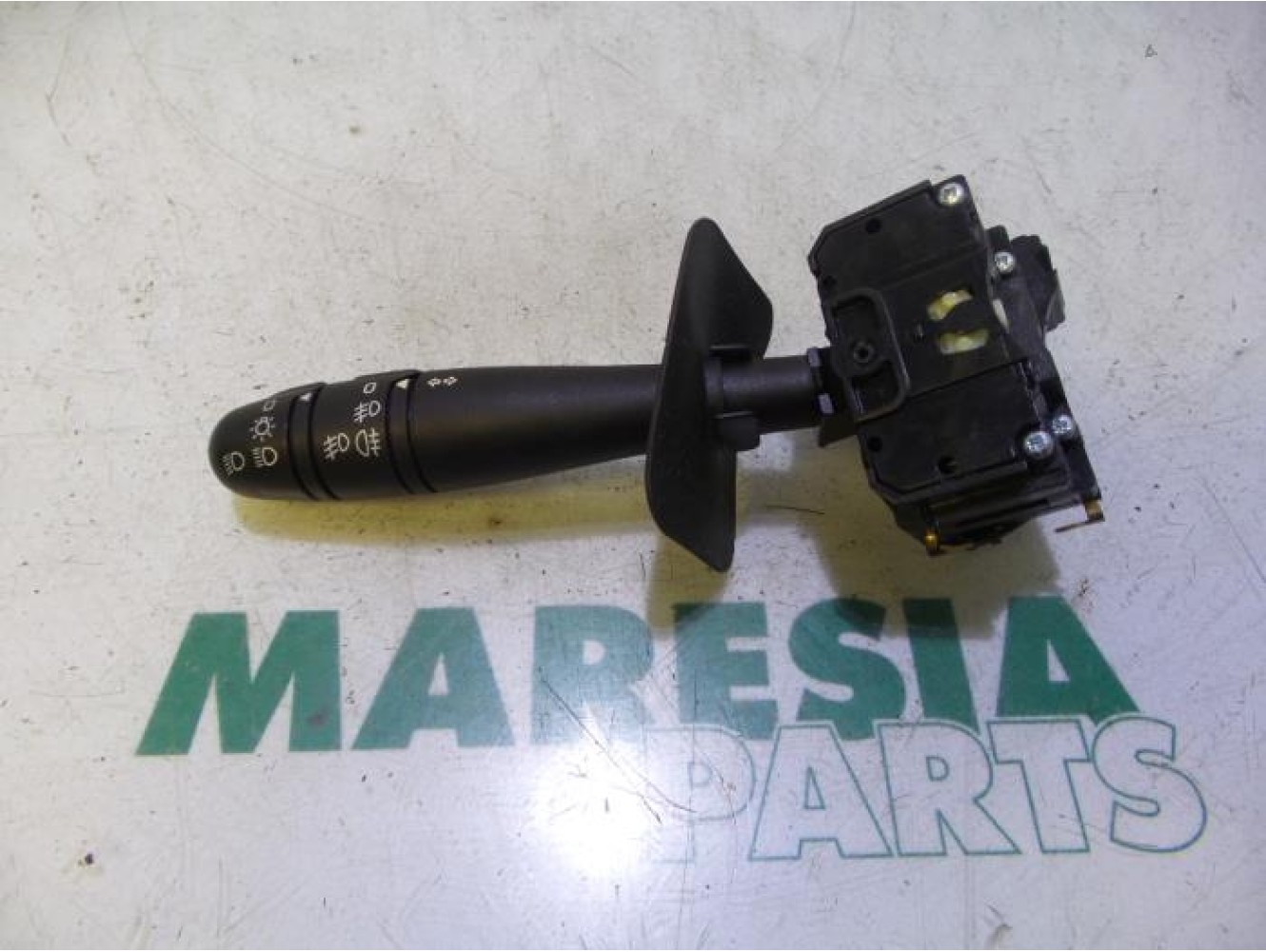 Renault - Megane Scenic - Indicator switch