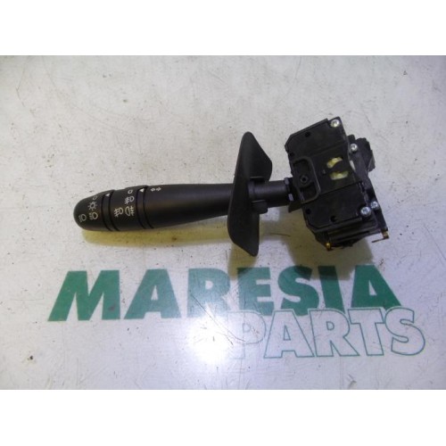 Renault - Megane Scenic - Indicator switch