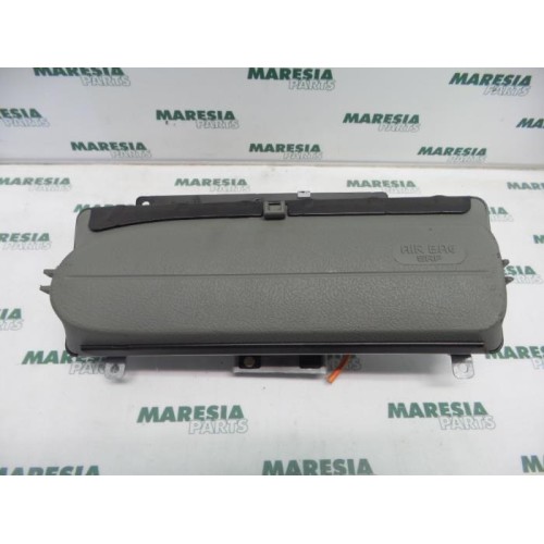 Renault - Megane Scenic - Right airbag (dashboard)